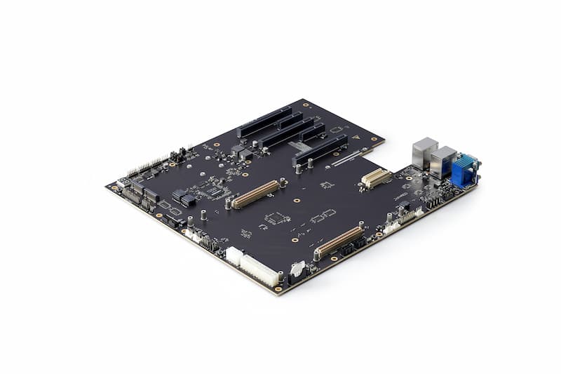 COM-HPC Server Base | COM-HPC Server Carrier and Starter Kit | 凌華科技 ADLINK